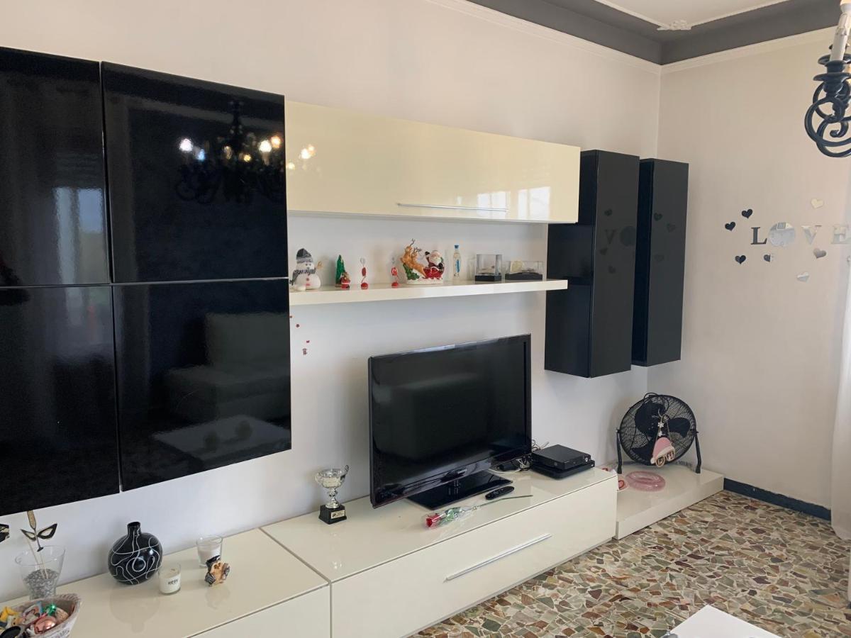 La Casa Di Vale Apartment Марина ди Маса Екстериор снимка